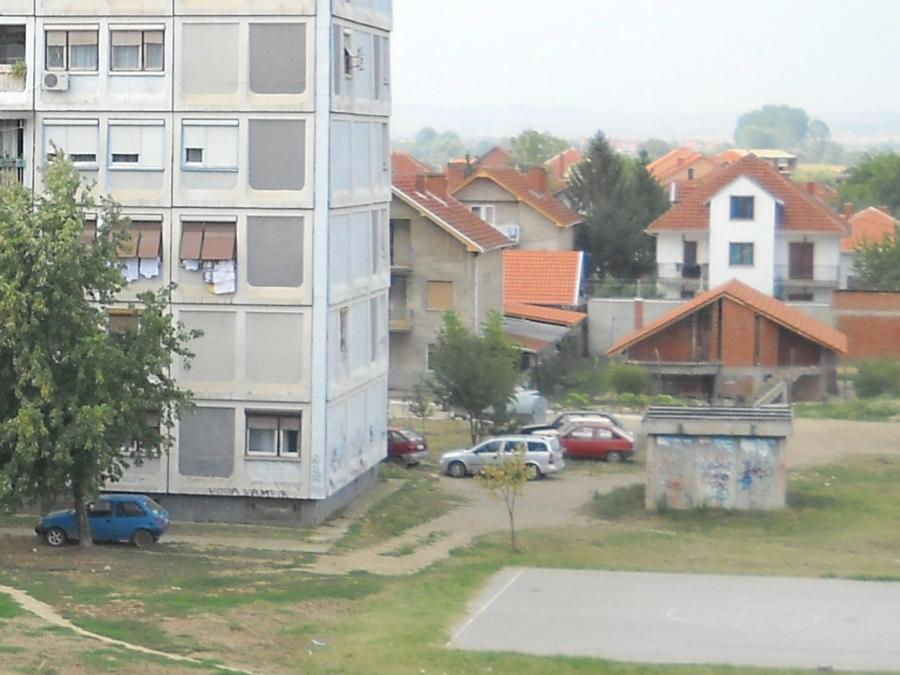 SAMOUBISTVO U LESKOVCU Skončao život bacivši se sa četvrtog sprata na pločnik