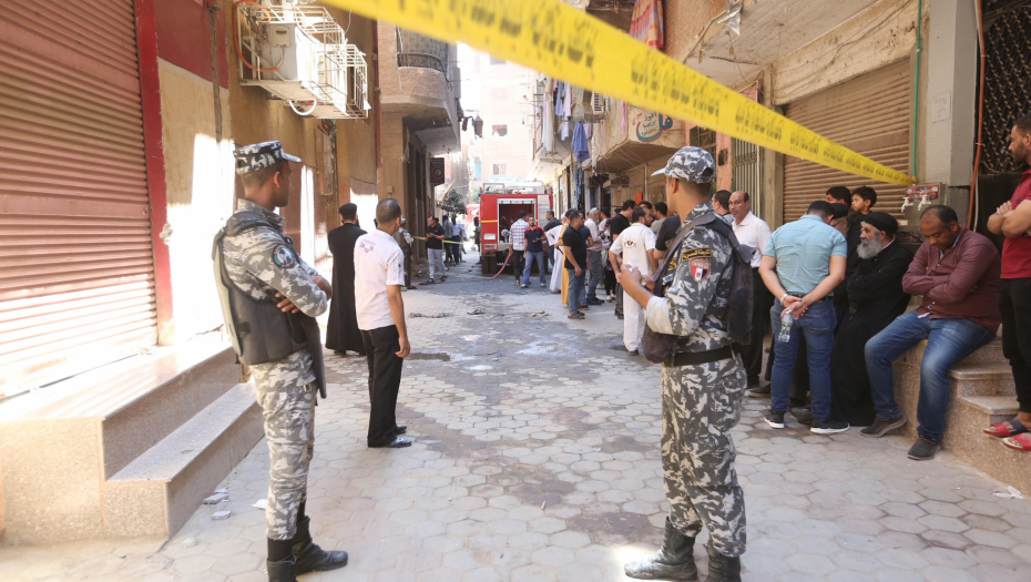 VELIKA TRAGEDIJA U EGIPTU U požaru u Gizi nastradala 41 osoba, vatra blokirala ulaz u crkvu ,a onda je usledio  stampedo