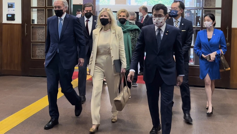 AMERIKANCI HITNO OTIŠLI NA TAJVAN Političari iz Vašingtona u ofanzivi, Peking povukao nepredviđen potez!