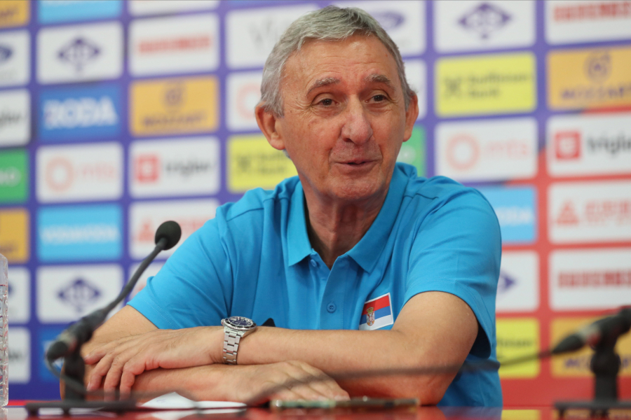 PEŠIĆ PRED DUEL U LJUBLJANI Utakmica sa Slovenijom će biti dobar pokazatelj gde se nalazimo