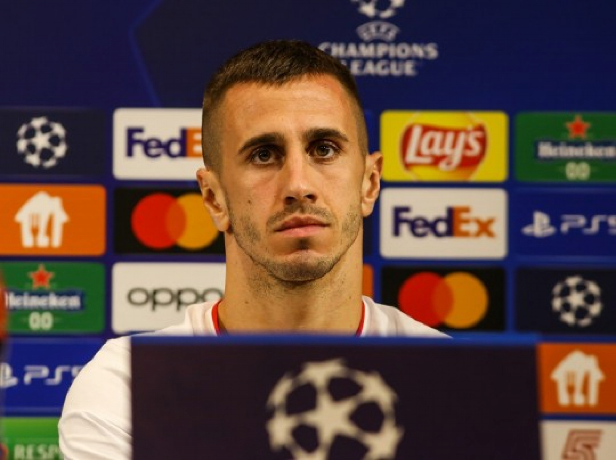 STVARA SE BESPOTREBNA TENZIJA Pešić se seća utakmica protiv Monaka, ali pita: Zašto je problem što dva meč nisam dao gol?