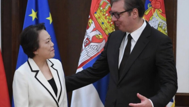 VUČIĆ SA KINESKOM AMBASADORKOM Prijateljski, otvoren i vrlo produktivan razgovor (FOTO)