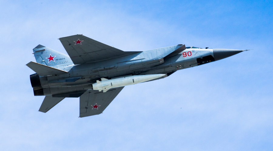 NAJMOĆNIJI RUSKI AVION JE UNAPREĐEN Ovo je jedan od najbržih borbenih lovaca na svetu (FOTO/VIDEO)