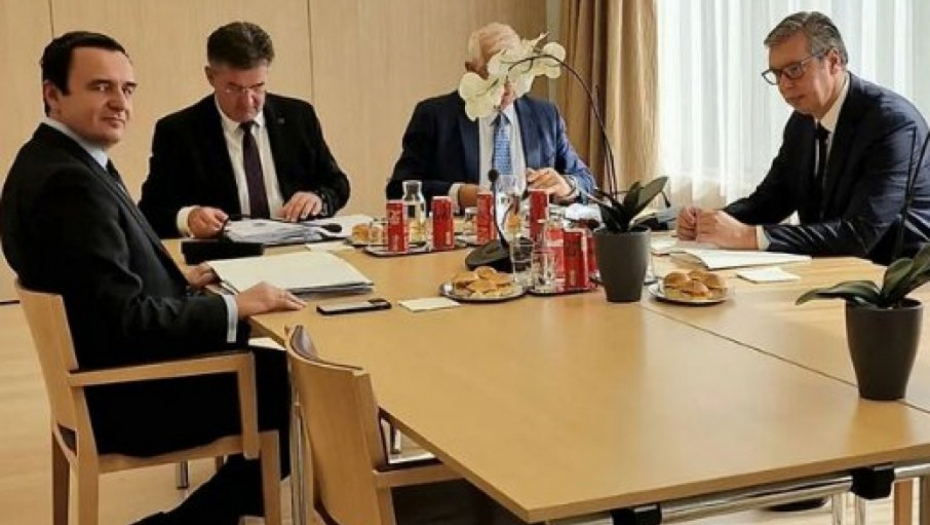BITKA U BRISELU Vučić danas sa Kurtijem i Lajčakom o planu Berlina i Pariza