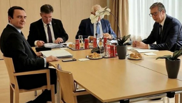BITKA U BRISELU Vučić danas sa Kurtijem i Lajčakom o planu Berlina i Pariza