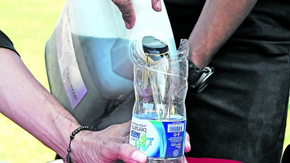 TRAGEDIJA KOJA SE NE ZABORAVLJA Četvorica mladića otišla u vikendicu da se zabave, međutim jutro nisu dočekali