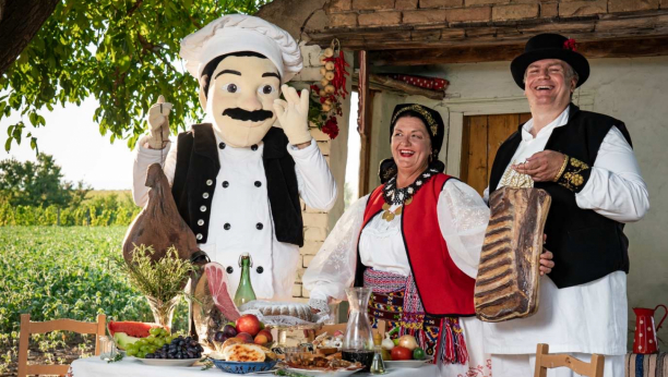 Gastro Show na petom Gastro Sremu-  manifestaciji koja je dobila nagradu „Najbolje iz Vojvodine“