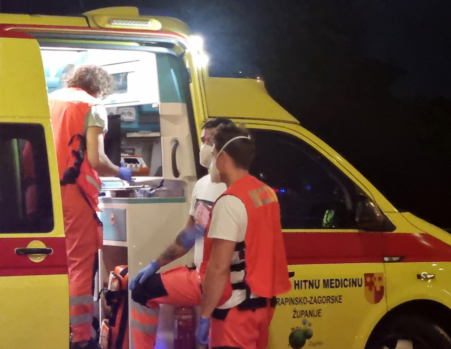 DRAMA NA BAZENU U HRVATSKOJ! Hitna pomoć intervenisala više puta, evakuisan veliki broj posetilaca! (FOTO)