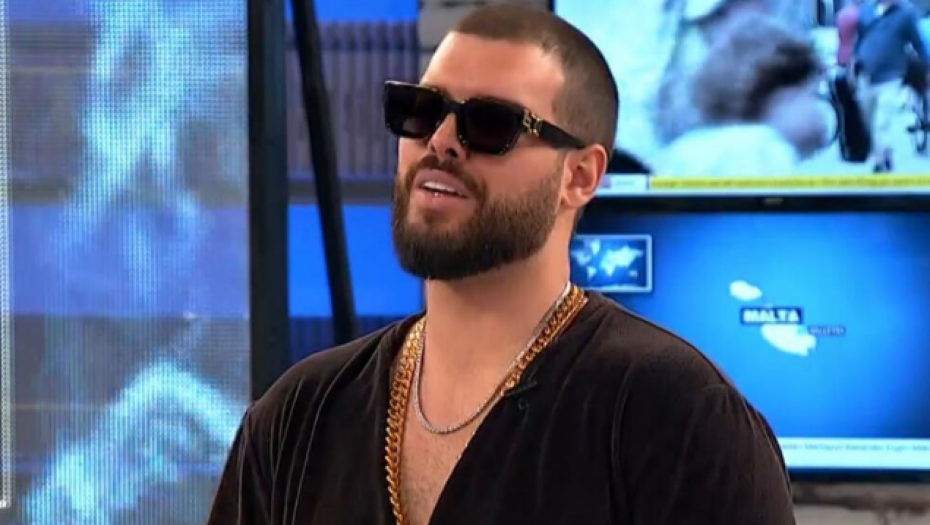 NE IDEM U PRODAVNICU, IMAM LJUDE KOJI TO RADE Adam Adaktar ne prestaje da šokira javnost svojim izjavama