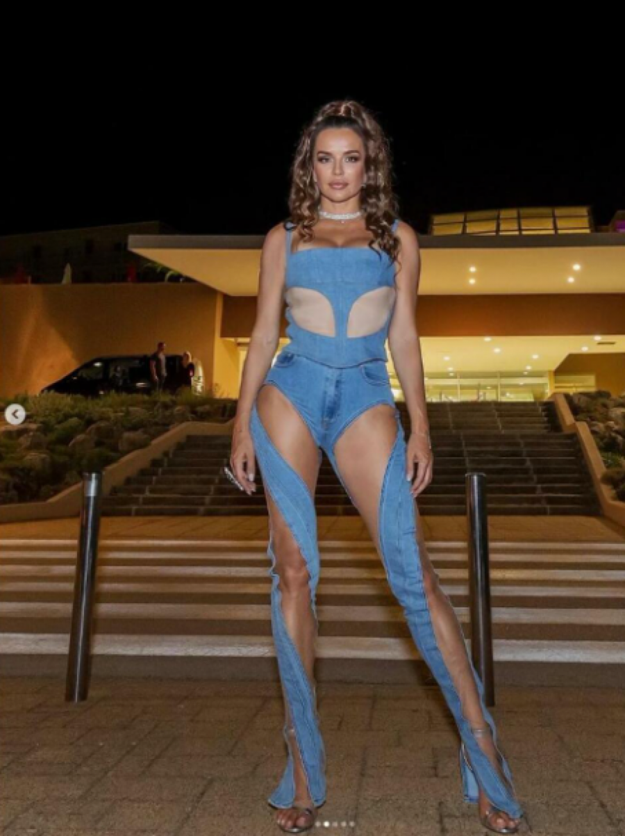 ZAPALILA SCENU U FARMARKAMA OD 1.000 EVRA Severina napravila pravi spektakl, a svojim fotkama usijala društvene mreže (FOTO)