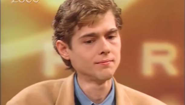 SUROVI EKSPERIMENT NAD BLIZANCIMA Jednog dečaka su vaspitali kao devojčicu, davali mu hormone, uklonili polni organ, a kasnije ih terali na bludne radnje