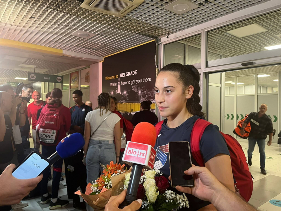 DOČEKANE SRPSKE HEROINE Pamtiću ovo dok sam živa, velika motivacija za nastavak rada (VIDEO)