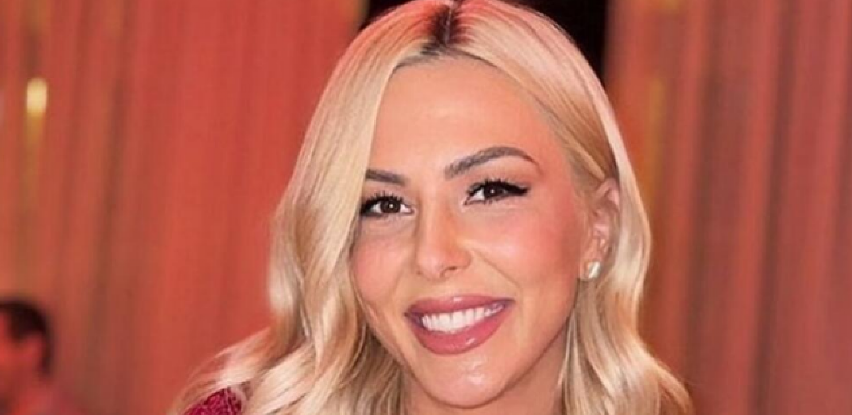 VODITELJKU MUVA BOGATI RUS Kristina na odmor potrošila 10.000 evra, a dočekalo je ovo