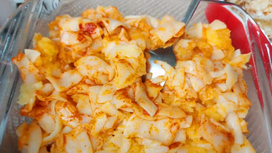 JEDNOSTAVNO SE SPREMA Napravite ukusno jelo sa krompirom (VIDEO)