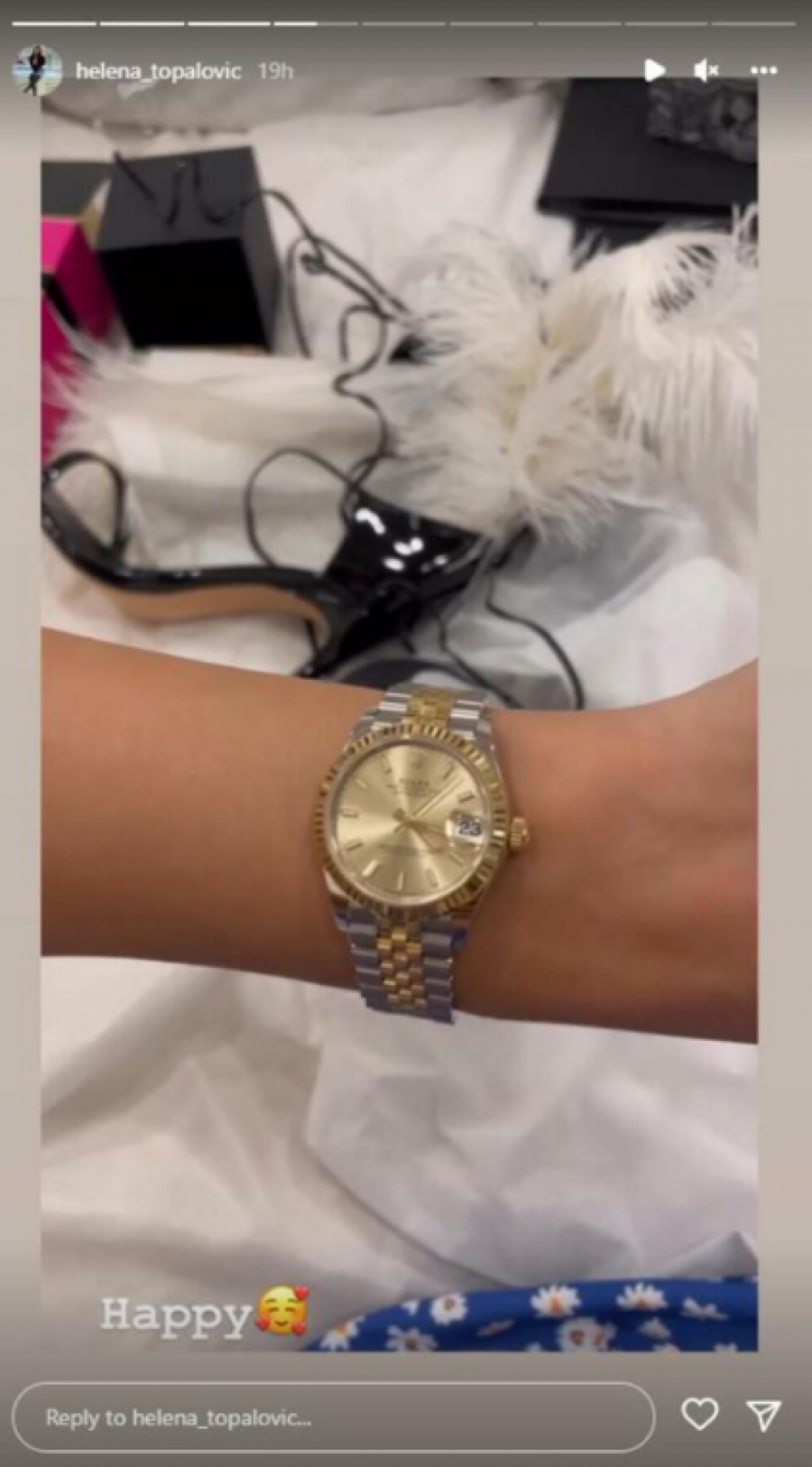 TOPALKOVA ĆERKA SE HVALI LUKSUZOM Helena krije muža od očiju javnosti, a sad dobila roleks i skupoceni parfem