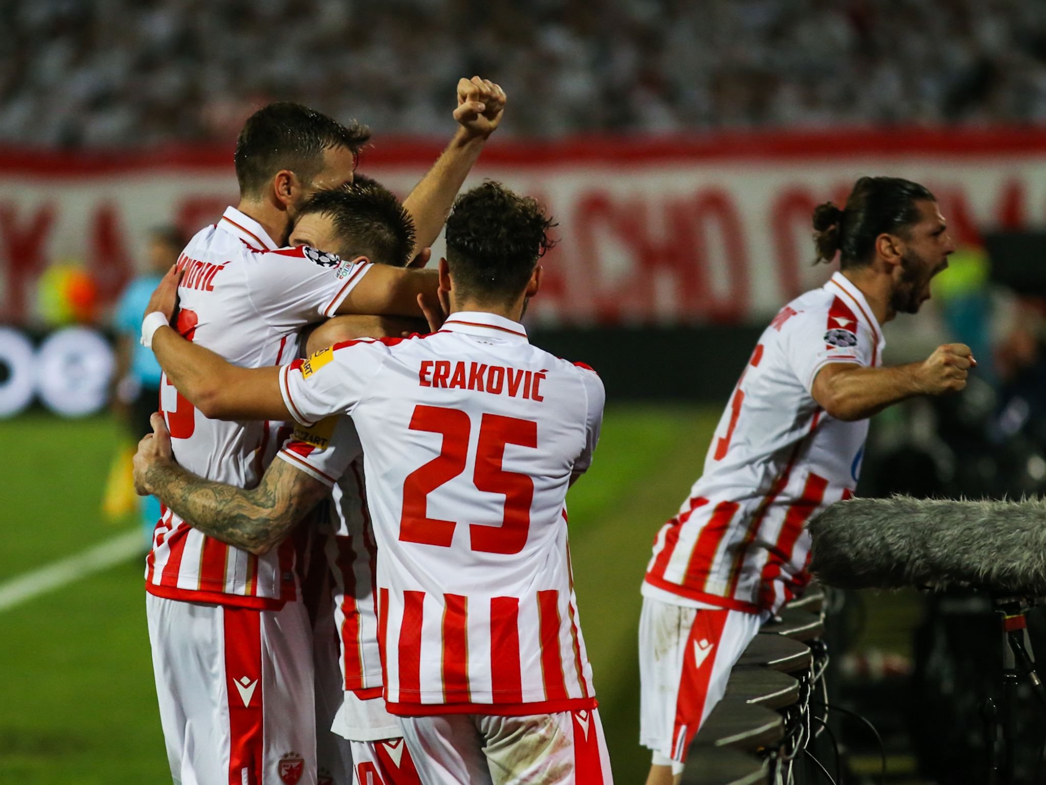 SJAJNA VEST IZ UEFA STIGLA NA 