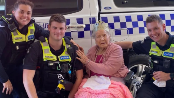 STOGODIŠNJA BAKA JE IMALA NEOSTVARENU ŽELJU Izgovorila je ove reči i momentalno se pojavila policija