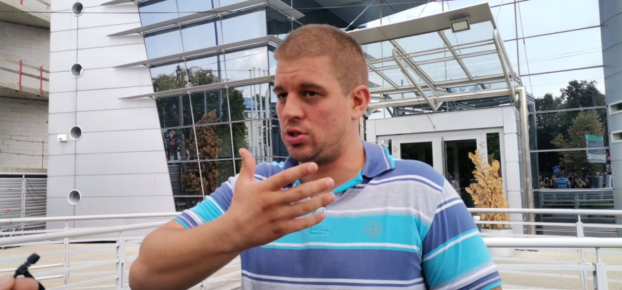 MORAO SAM SA SOBOM DA NOSIM ORUŽJE Petrući progovorio o porocima i sukobu sa kriminalcima