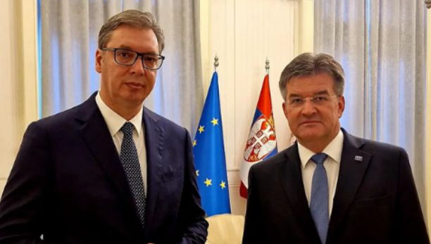 SASTANAK U 11 ČASOVA Vučić razgovara sa Lajčakom u Beogradu