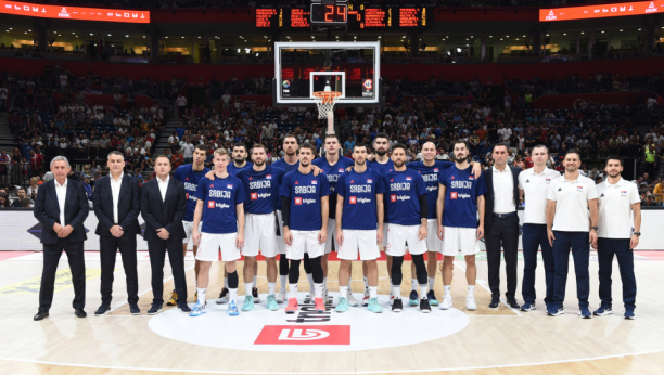 "ORLOVI" SPREMNI Košarkaši Srbije doputovali u Prag na Evrobasket