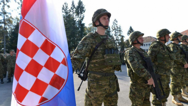 MAJKE IH DVA PUTA GRLE! Hrvatski vojnici se spremaju da idu na Kosovo, u Zagrebu opšti haos!