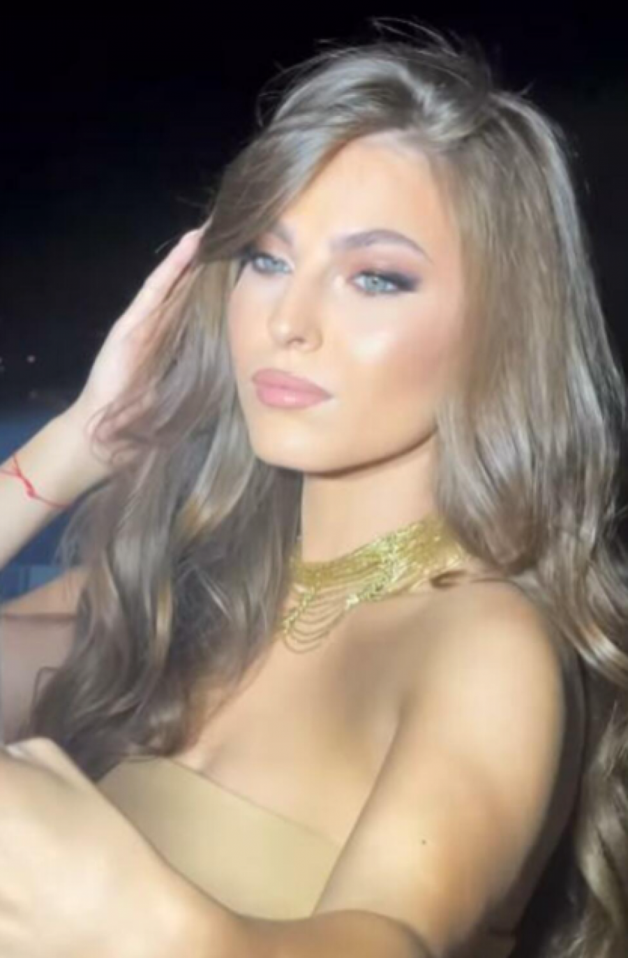 VELIKA PROMENA Džejla Ramović u nikad vrelijem izdanju, pomutila um mnogim muškarcima (FOTO)