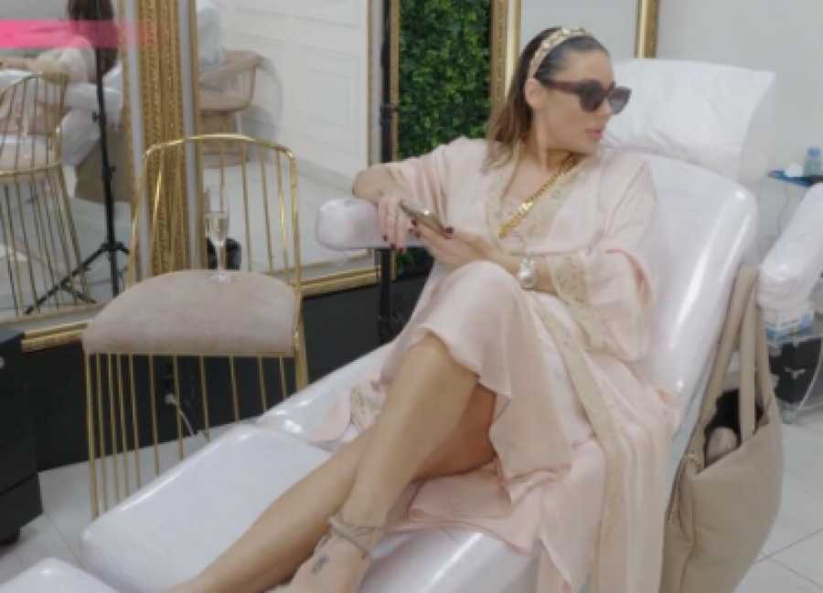 PEVAČICA PORUČILA: DOŠLA SAM DA MENJAM SVE! Prva poznata ličnost koja se pojavila u rijaliti programu 