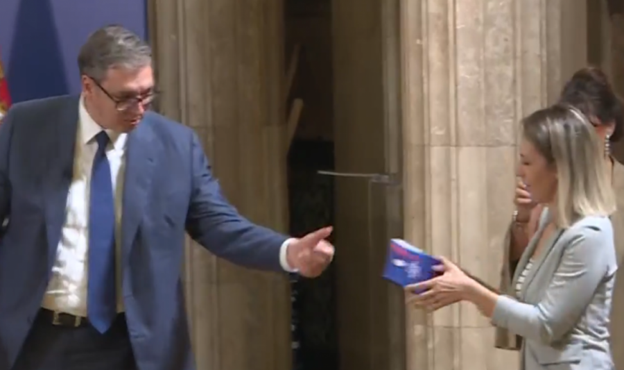 SRBIJA SAZNALA IME MANDATARA Vučić: Ovo je naš dogovor, kod nas nema trzavica i svađa (VIDEO)