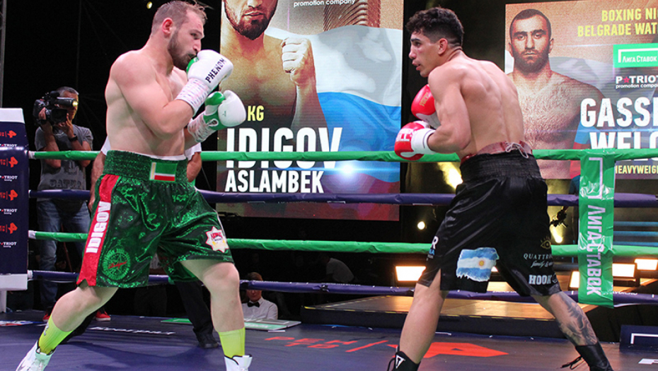 Gasijevih minut i 27 sekundi za trijumf nad Amerikancem kroz savršeni nokaut