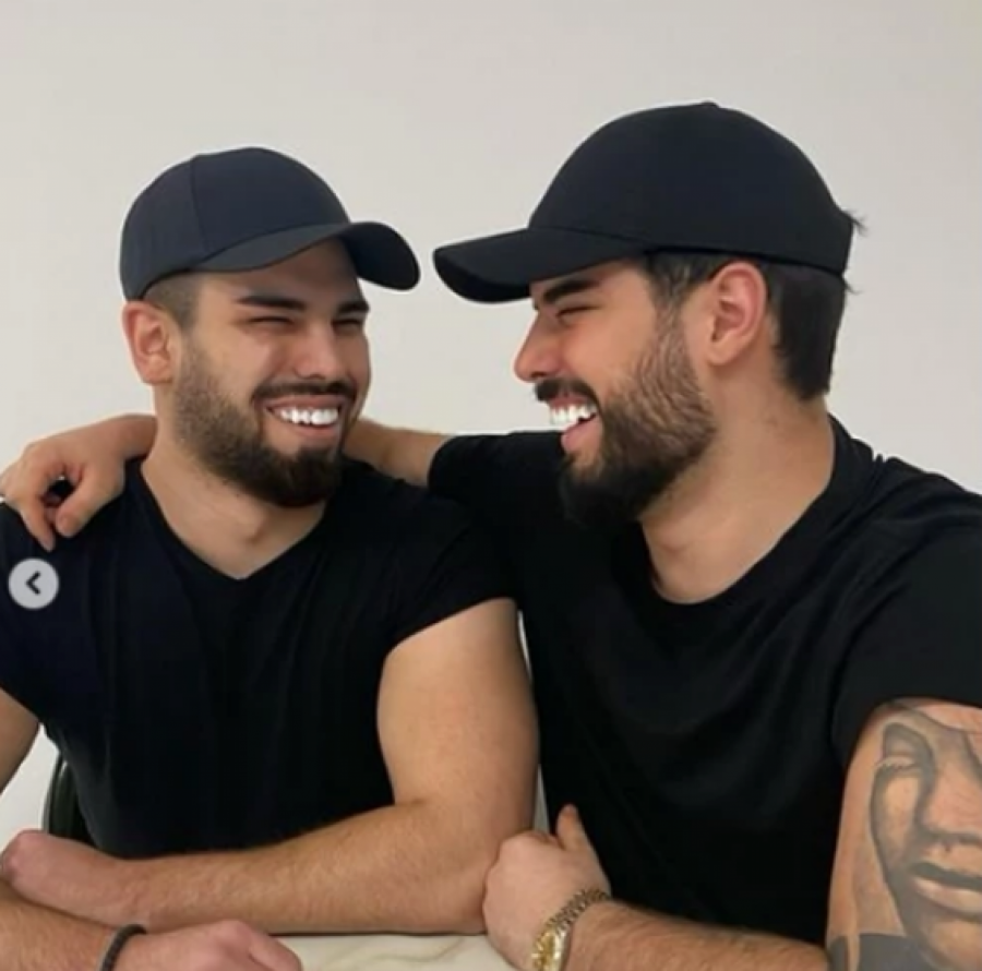 PRECRTAN IZ PORODIČNOG STABLA Brat Adama Adaktara je njegova kopija, a evo kako on izgleda