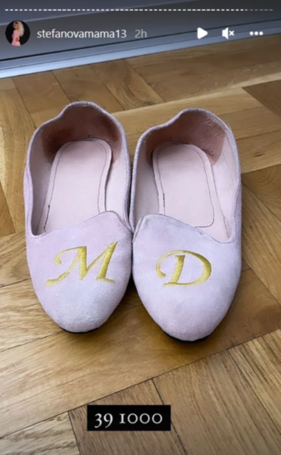 KO ĆE TO DA TI KUPI, NADMAŠILA SI SAMU SEBE Brutalni komentari na račun Milice Dabović nakon što je objavila šta prodaje od obuće (FOTO)