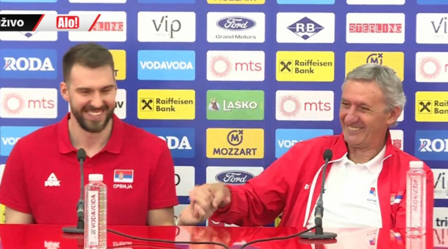 PEŠIĆ SE OBRATIO NACIJI Selektor Srbije će sutra saopštiti spisak putnika za Evropsko prvenstvo (VIDEO)