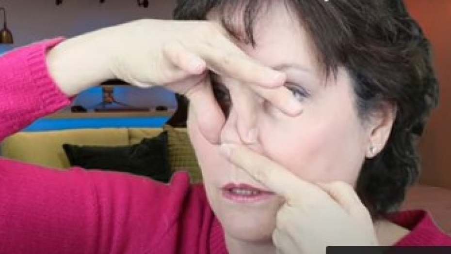 DA LI JE OVO MOGUĆE Tehnika "smanjenja nosa" masažom zapalila internet, milioni ljudi u neverici