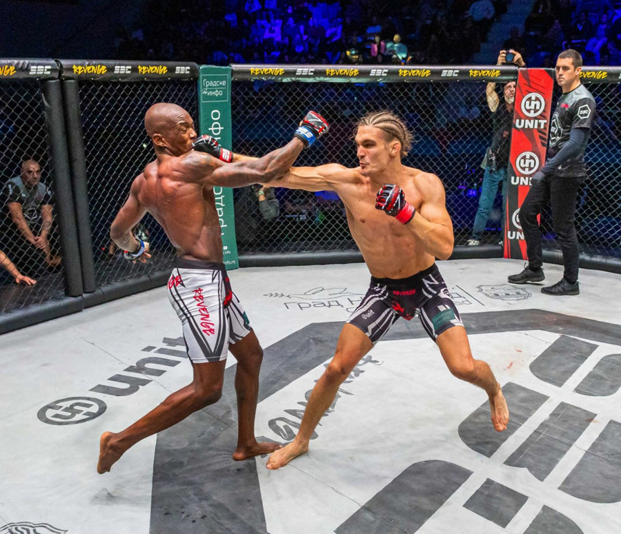 NOĆ ZA PAMĆENJE U Areni se sprema MMA spektakl, događaj koji ne smete da propustite