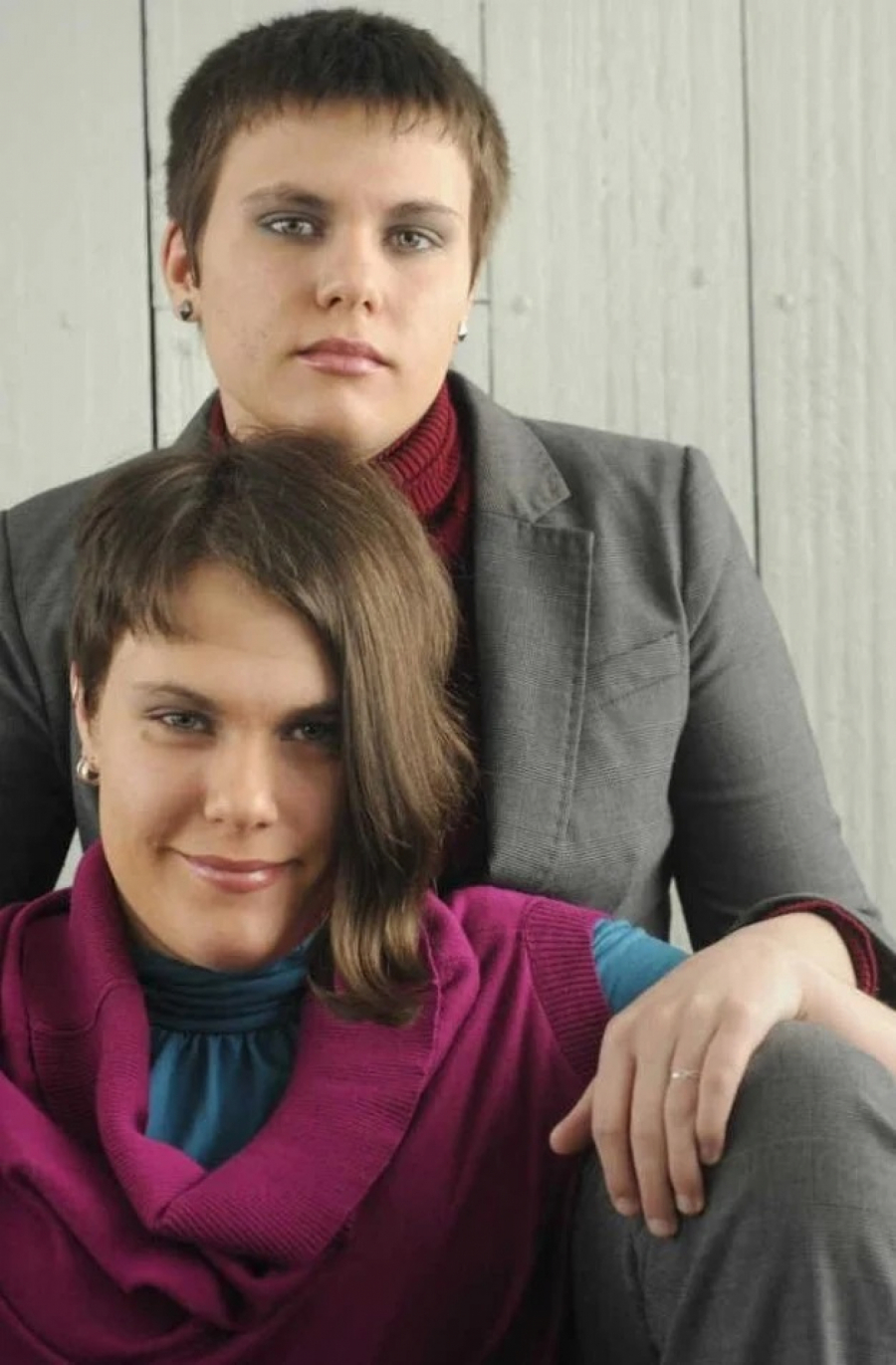 DOKTORI SU VEĆ DIGLI RUKE Babica je stavila umiruću bebu pored sestre, onda se desilo čudo