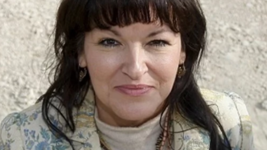 KO SU SESTRE SEVERINE VUČKOVIĆ? Jedna priča kako pevačica ima tužan život, a sa drugom se potukla, isplivali svi detalji