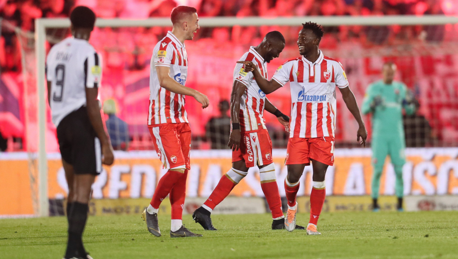 ČOVEK O KOM ĆE SE PRIČATI Bukari postigao jedan od najlepših golova u istoriji derbija, ali nije srećan