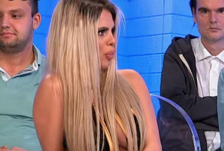 NEMAM SA NJIMA KONTAKT NAKON RIJALITIJA! Marijana Zonjić se slomila u emisiji uživo i otkrila u kakvim je odnosima sa porodicom, pomenula i majku
