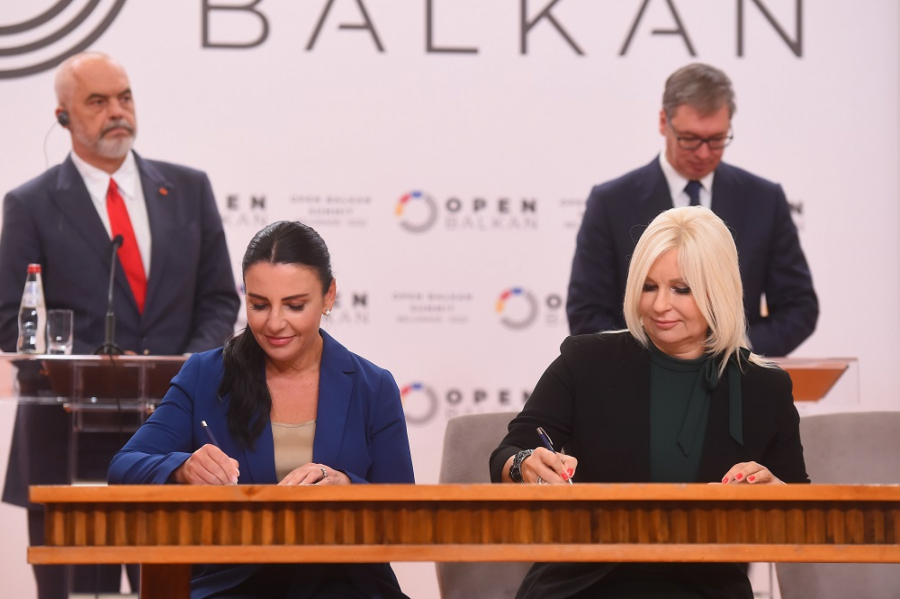 NA OTVORENOM BALKANU NEMA ZIME! Zbog ovakvih ugovora Evropljani žele da dođu u Srbiju! (SPISAK)