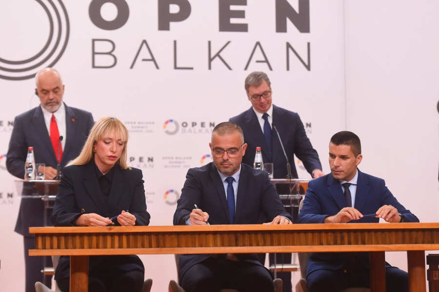 NA OTVORENOM BALKANU NEMA ZIME! Zbog ovakvih ugovora Evropljani žele da dođu u Srbiju! (SPISAK)