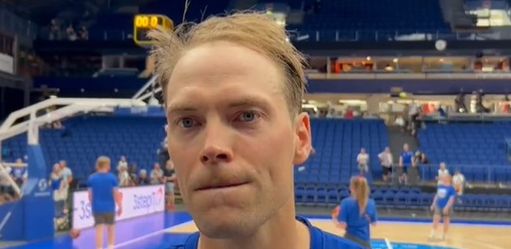 ŠOK PRIČA O KARIJU NA EVROBASKETU Koponen do detalja opisao "hokejaški start" i kako je polomio rame selektoru Pešiću