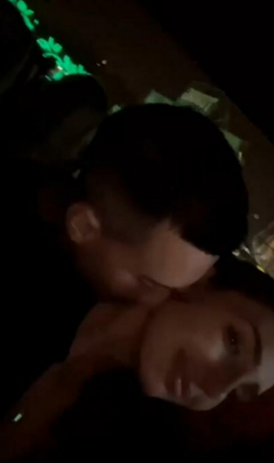 MATEJA MATIJEVIĆ NAŠAO NOVU DEVOJKU Ona je ukrala srce bivšem zadrugaru, pali vreli poljupci u mraku (FOTO)