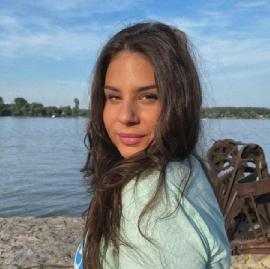 ODUŠEVILA JE CELU SRBIJU SVOJIM GLASOM Marija sad izgleda skroz drugačije, ovo je njena najveća promena (FOTO)