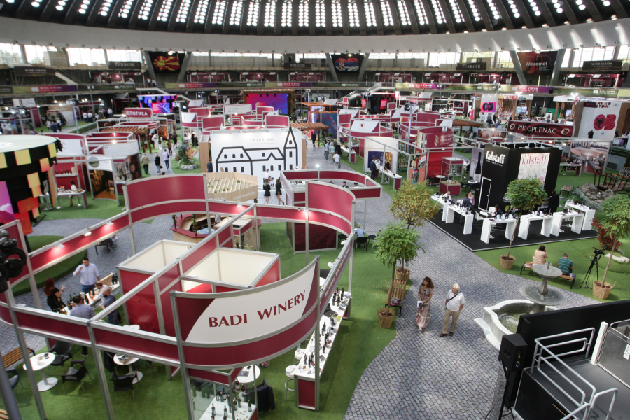 NA SAJMU VINA DODELJENE NAGRADE Brnabić: Da postane tradicija  (FOTO)