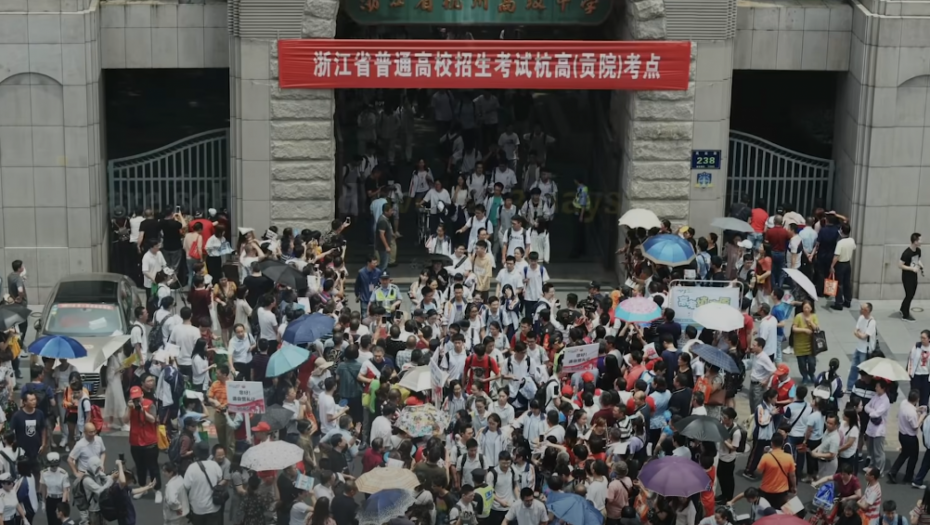 KONAČNO Kina ublažava mere protiv korone, građani mogu u javni prevoz bez testa