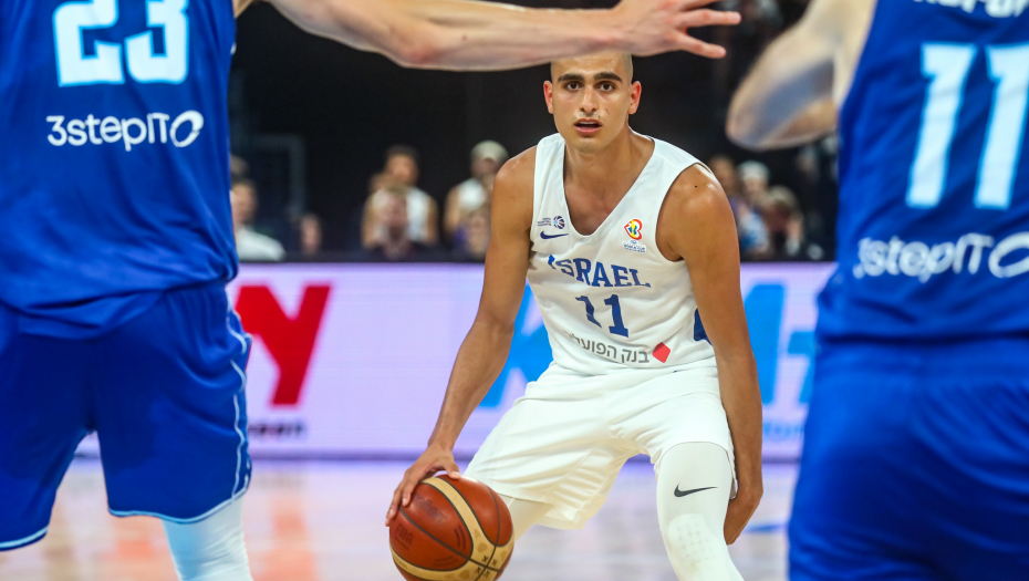 OD OVOGA NEMA ODBRANE Plej Partizana pogodio skoro sa pola terena za pobedu (VIDEO)