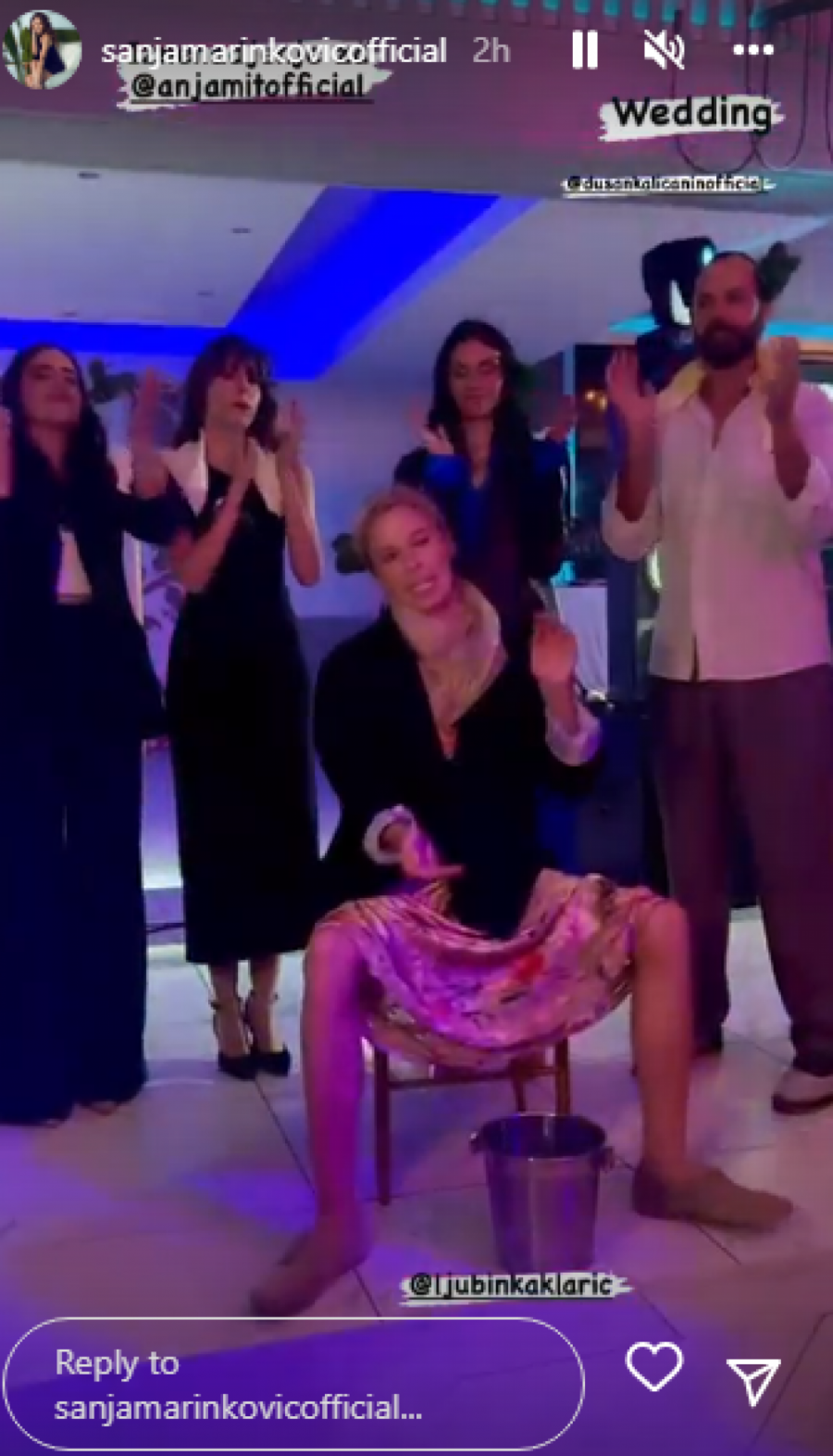 PRAVI PERFORMANS Veliko iznenađenje za Anju Mit na venčanju od kolega (FOTO)