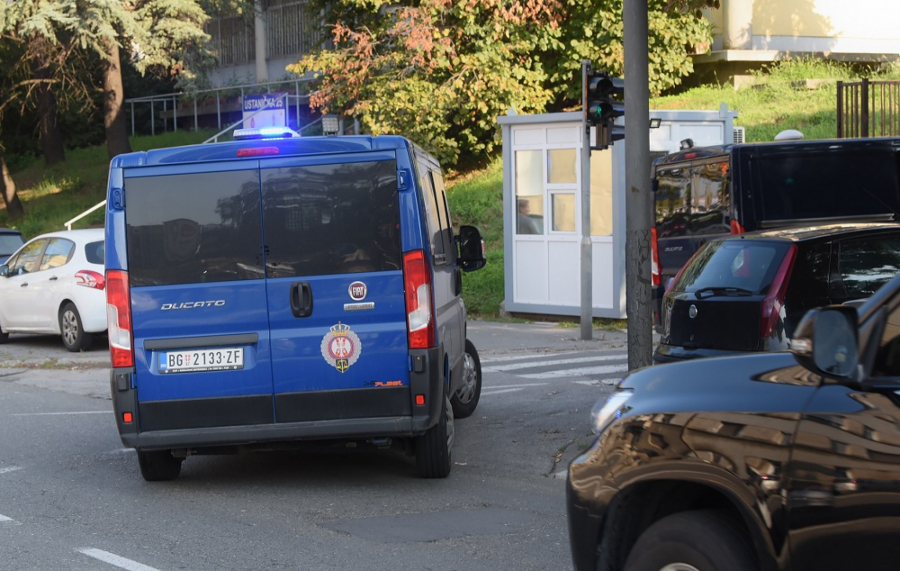 BELIVUK STIGAO U SUD! Obezbeđenje na maksimumu! Velja Nevolja uskoro oči u oči sa svedokom-saradnikom!