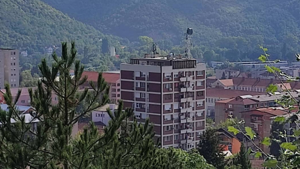 NIJE BILO POVREĐENIH Oglasila se dežurna služba KBC Kosovska Mitrovica povodom danjašnjeg incidenta