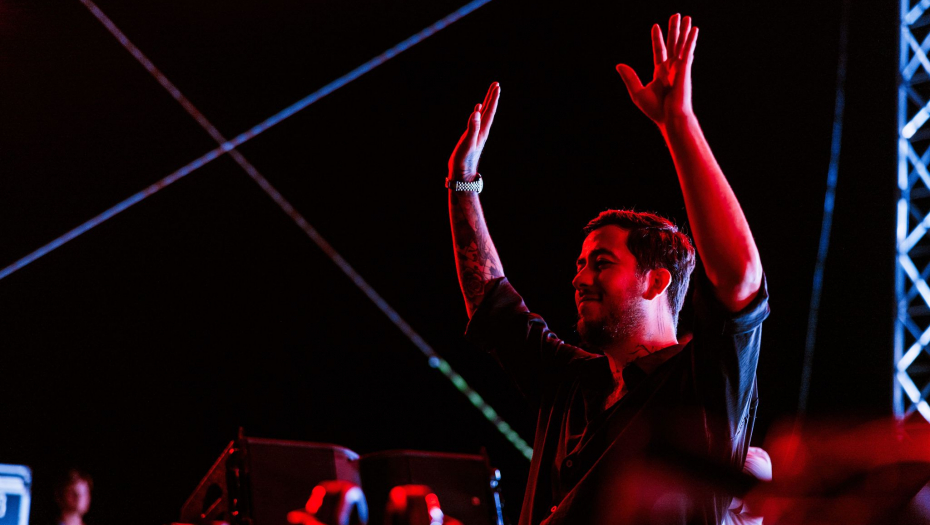 MUZIKA ZA SVAKI HOROSKOPSKI ZNAK Devica završi na šanku, bik da sve pare na muziku, a rak...